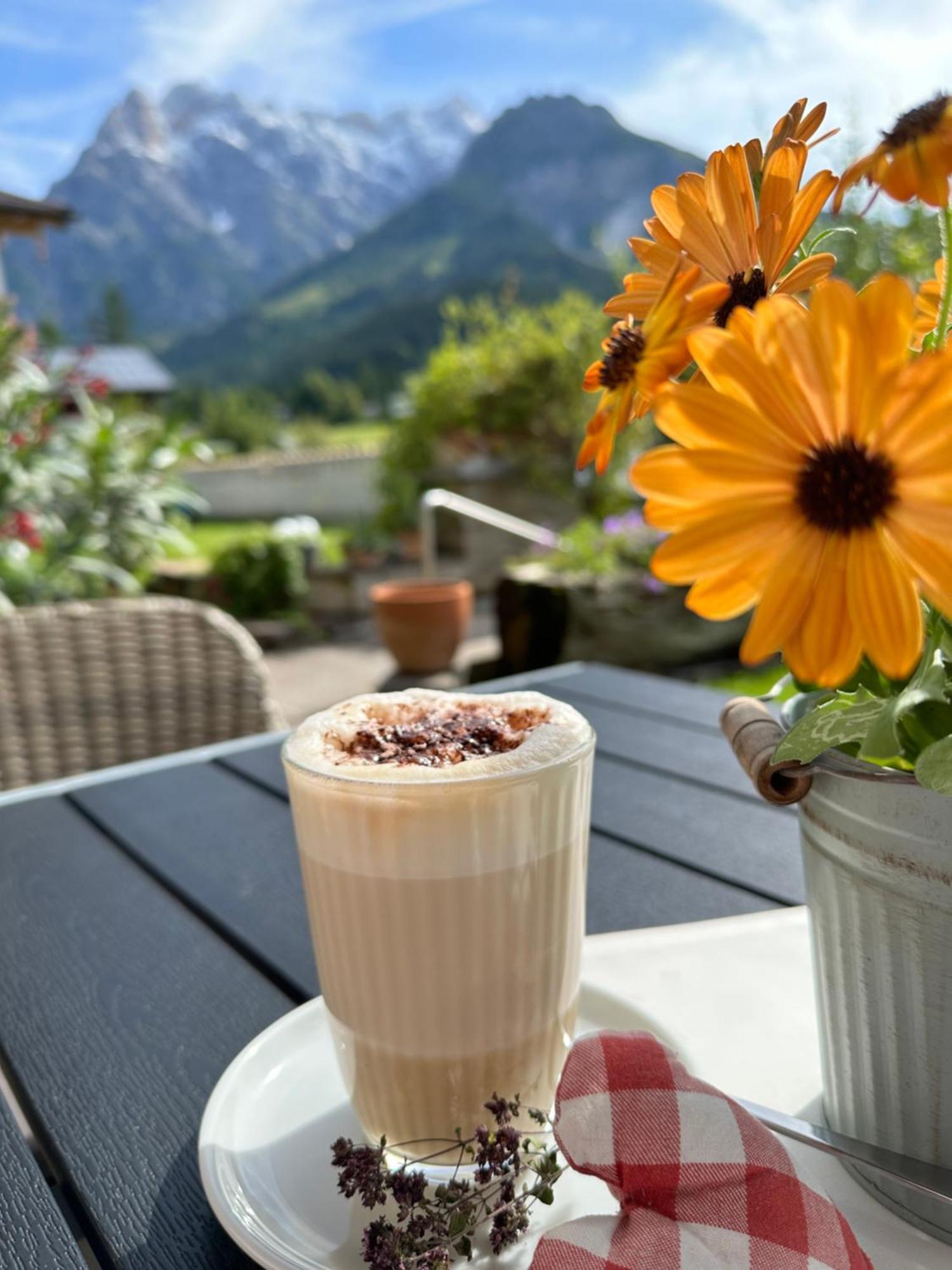 Apart Ursus Hinterthal Maria Alm am Steinernen Meer Exteriör bild